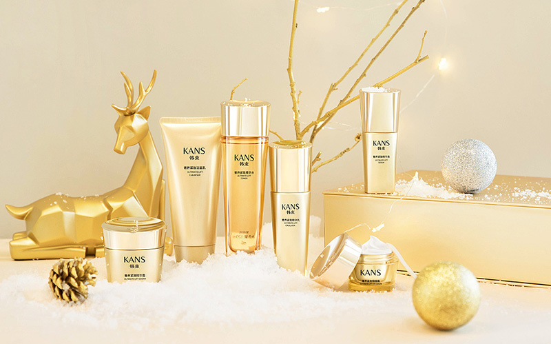 國(guó)貨美妝的“梳妝臺(tái)戰(zhàn)爭(zhēng)”：光榮之路，道阻且長(zhǎng)